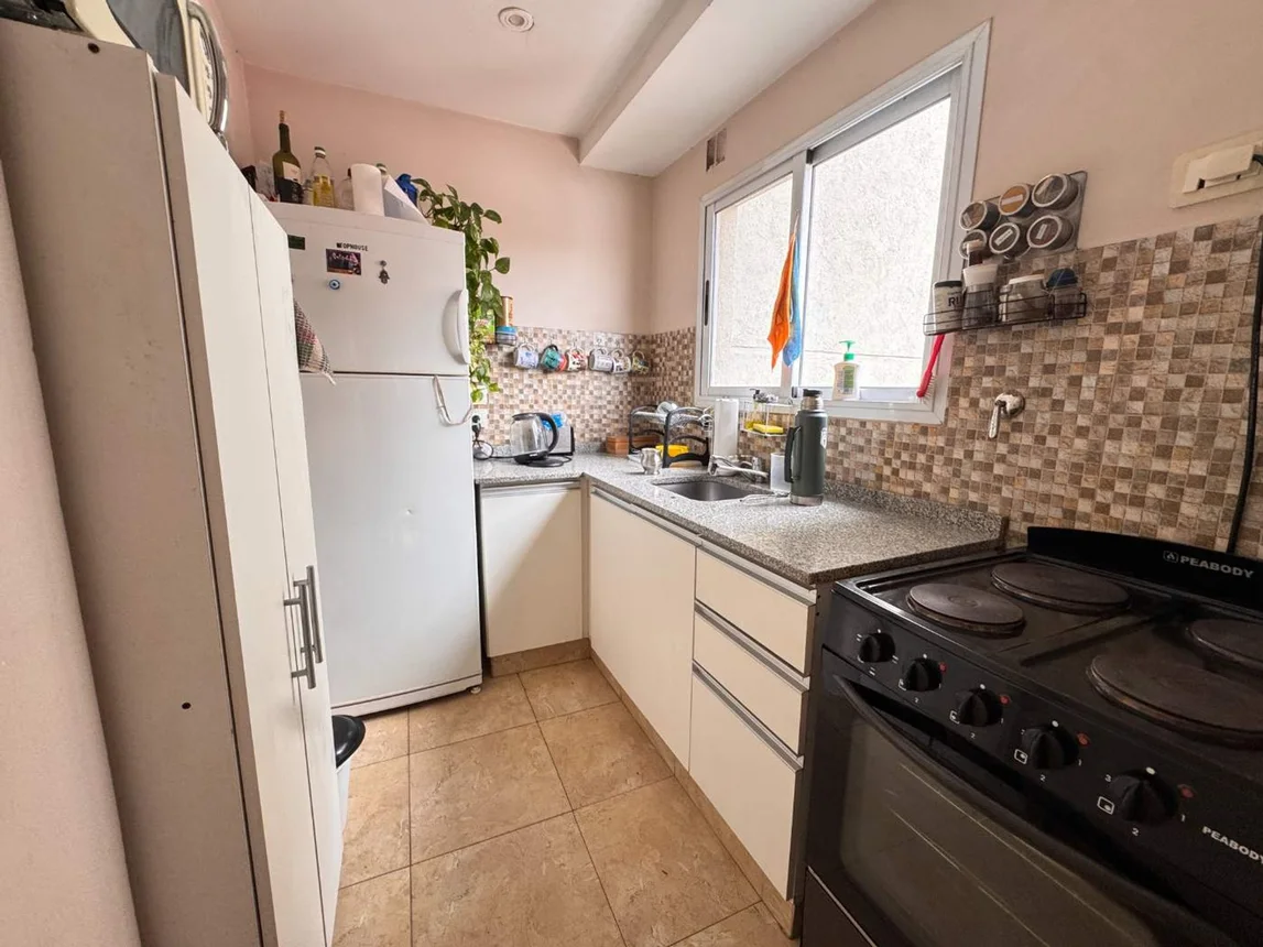 Departamento de 2 ambientes en venta en Monte Grande, Rivadavia 400