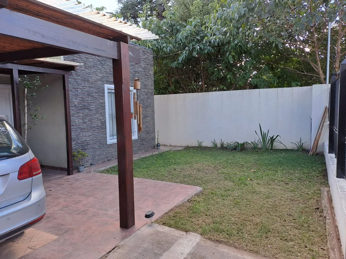 Casa en venta en General Rodríguez, foto 2