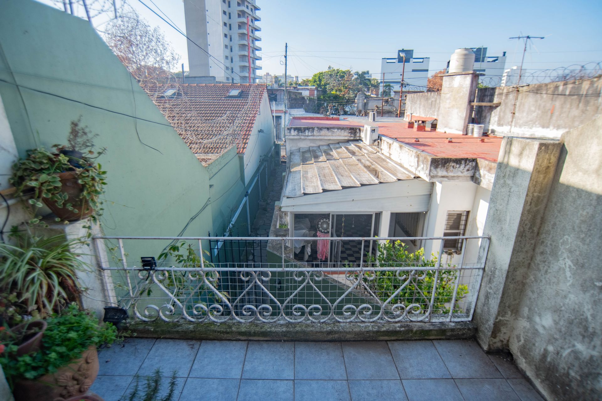 Foto 7 — VENTA PH 2 AMBIENTES EN BERNAL CENTRO CON BALCON