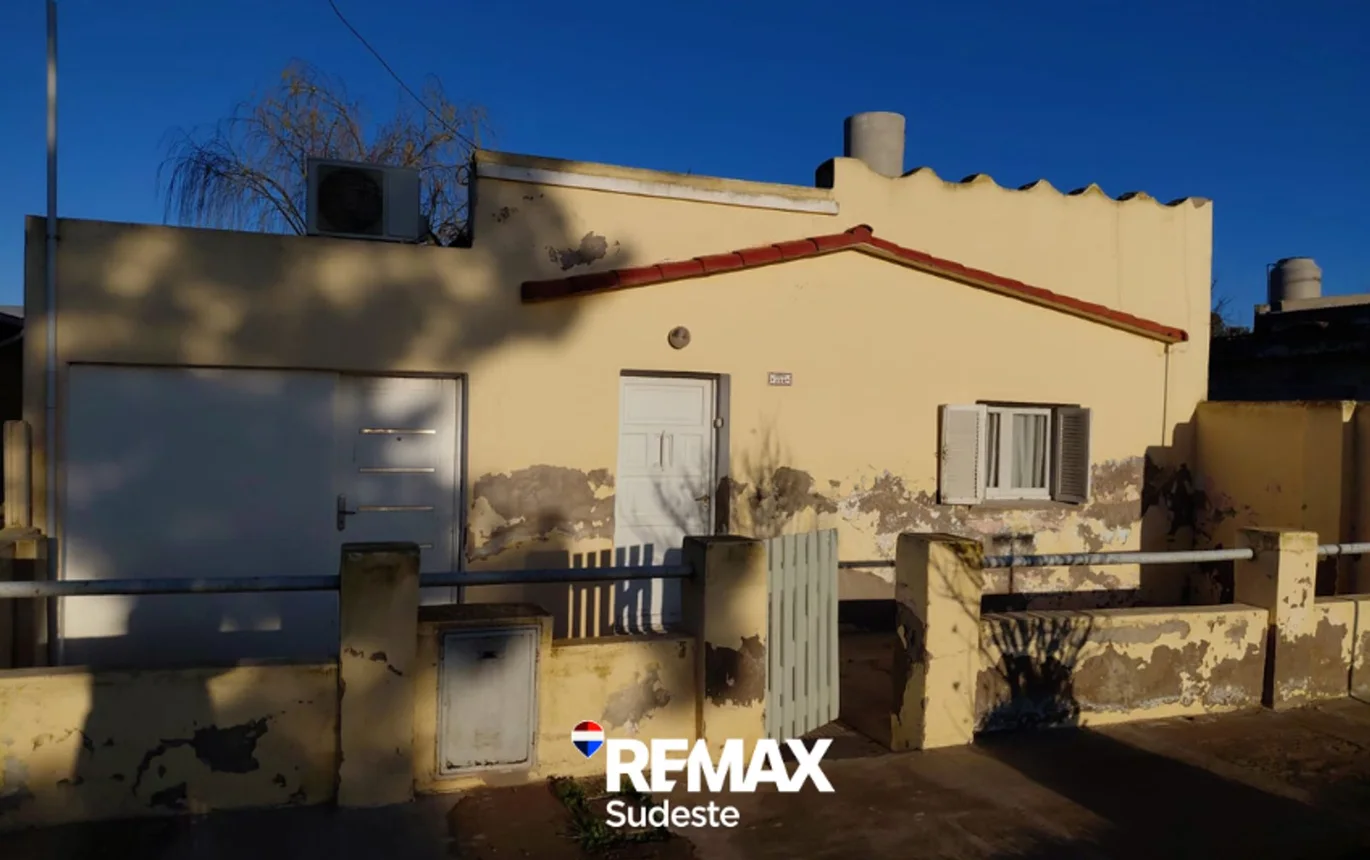 Venta casa dos dormitorios gral daniel cerri, foto 1