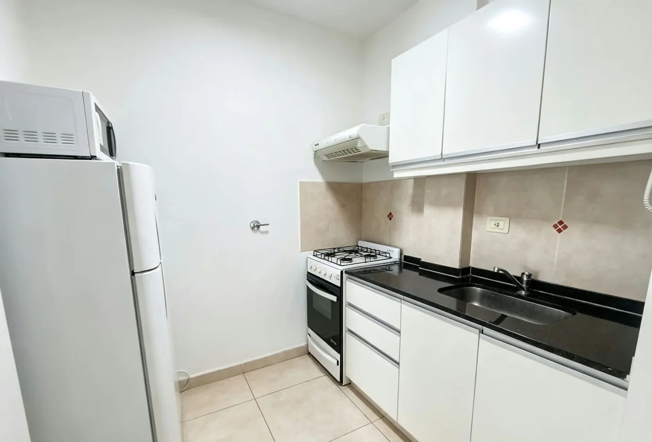 Departamento de 2 ambientes en alquiler en La Plata, 38 E/ 119 y 120 0, foto 4