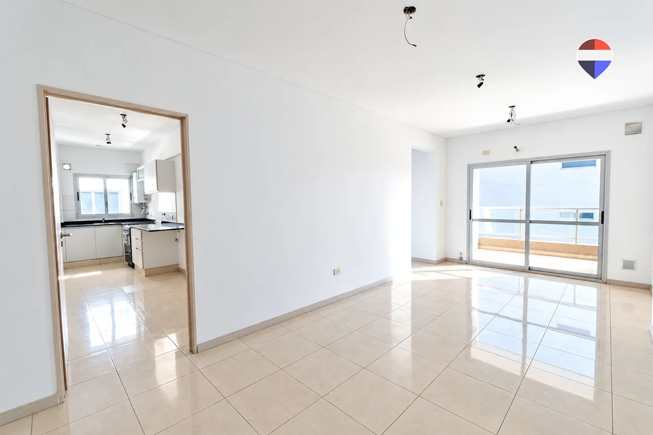 Departamento de 3 ambientes en venta en Villa Luro, Avenida Rivadavia 9800