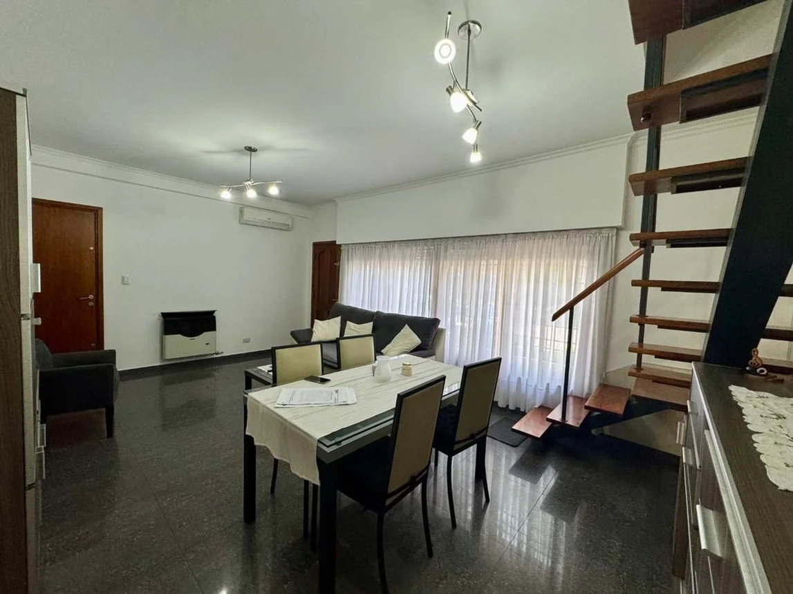 Casa en venta en Bernal Este, foto 3