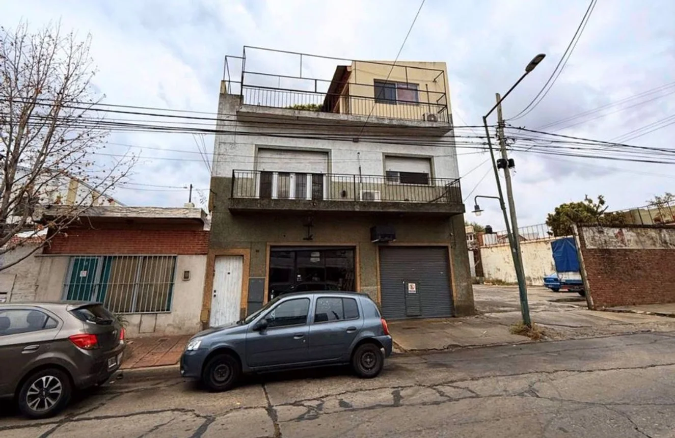 PH de 5 ambientes en venta en San Isidro, Pichincha 0