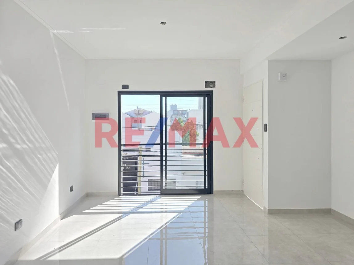 Departamento de 3 ambientes en venta en Lomas del Mirador, Pueyrredón 2700, foto 4