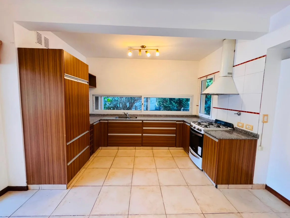 Casa en venta en Ituzaingó, foto 5