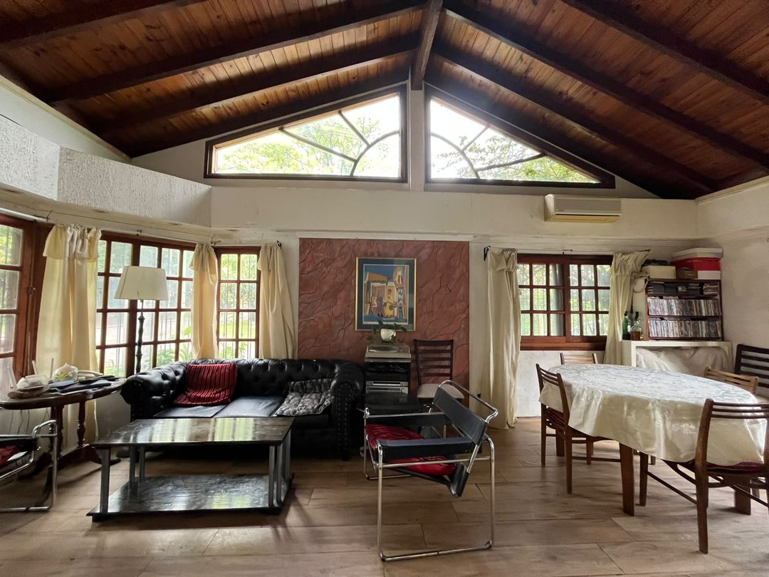 CASA EN VENTA  BARRIO WILLIAMS HURLINGHAM PARQUE