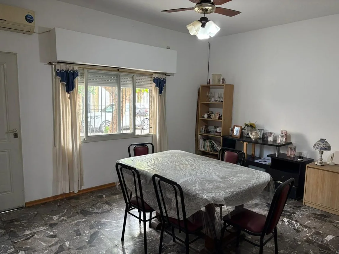 PH en venta en Sáenz Peña, Juan Gómez Ansa 3400