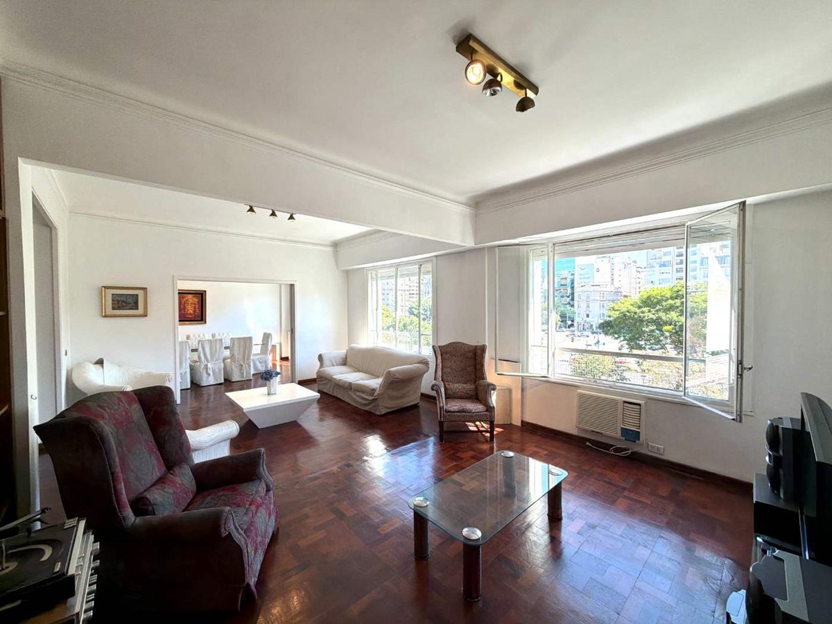 Venta Depto 5 amb con Terraza, Retiro
