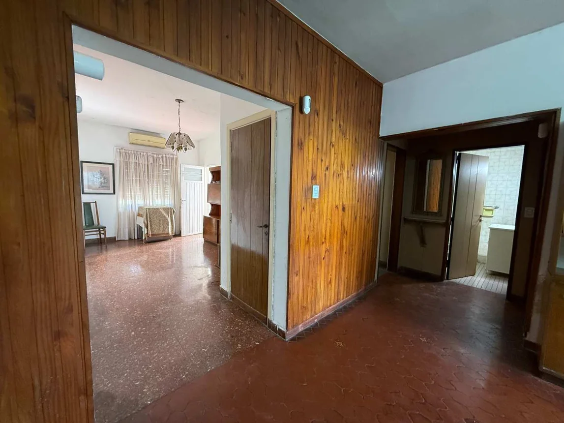 Casa de 4 ambientes en venta en Hurlingham, Andonaegui 900, foto 4