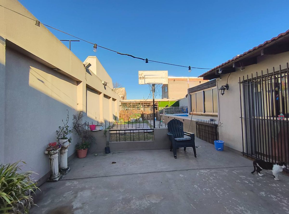 Foto 35 — CASA EN VENTA EN BERNAL  PARQUE QUINCHO Y PISCINA