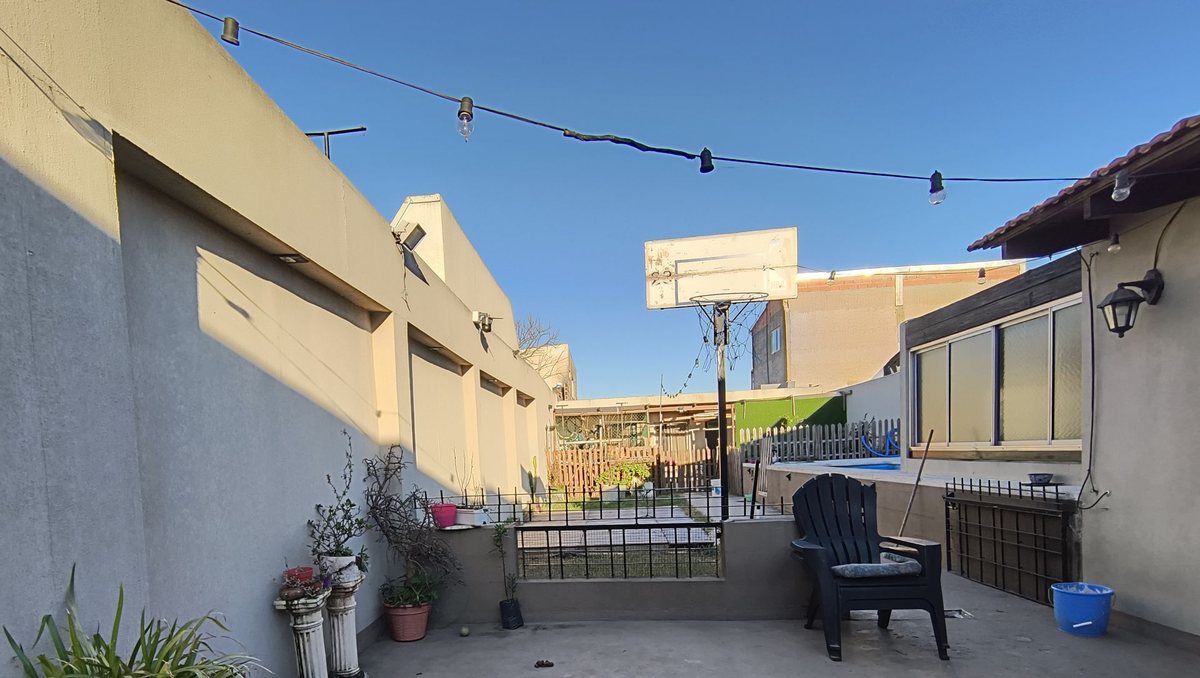 Foto 11 — CASA EN VENTA EN BERNAL  PARQUE QUINCHO Y PISCINA