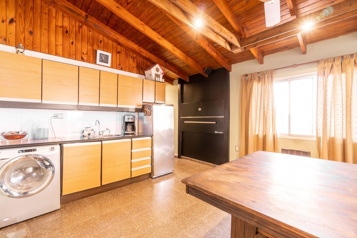 Foto 20 — CASA EN VENTA EN BERNAL  PARQUE QUINCHO Y PISCINA