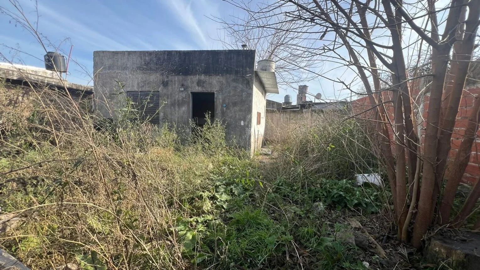 Casa de 2 ambientes en venta en General Rodríguez, Carballido 800