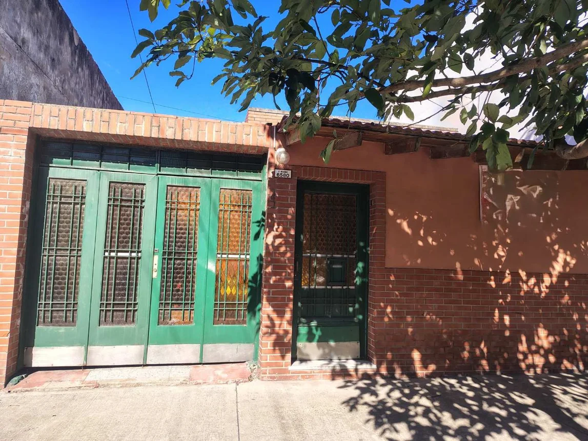 Casa de 4 ambientes en venta en Villa Lugano, General Fructuoso Rivera 6500, foto 3