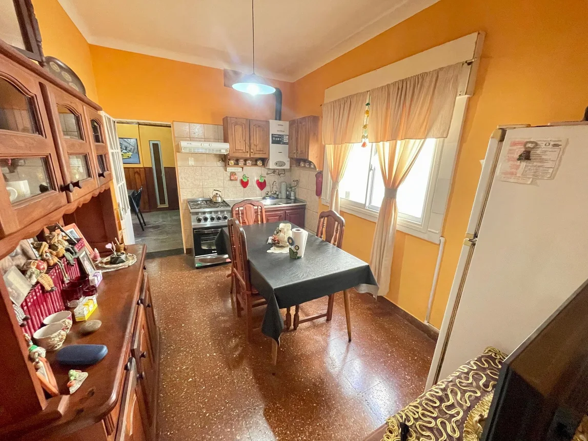 Casa de 4 ambientes en venta en Tolosa, 1 Entre 521 y 522 1000, foto 4