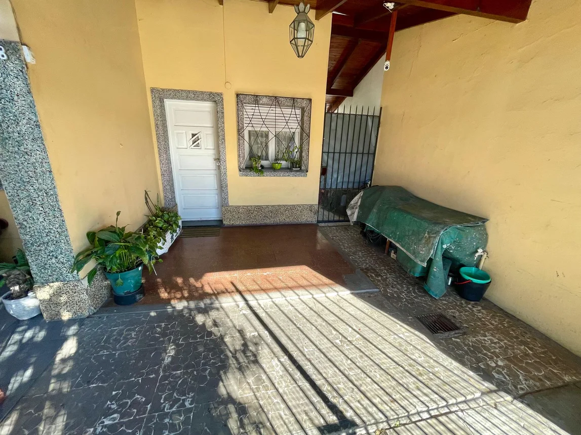 Casa de 4 ambientes en venta en Tolosa, 1 Entre 521 y 522 1000, foto 3