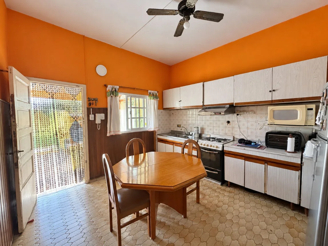 Casa de 3 ambientes en venta en Ramos Mejía, Berón de Astrada 500, foto 3