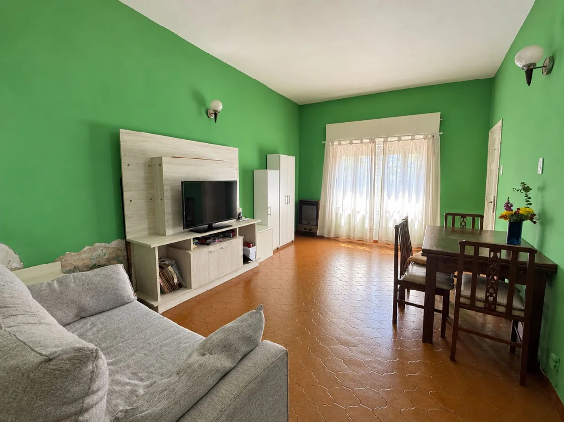 Casa de 3 ambientes en venta en Ramos Mejía, Berón de Astrada 500, foto 2