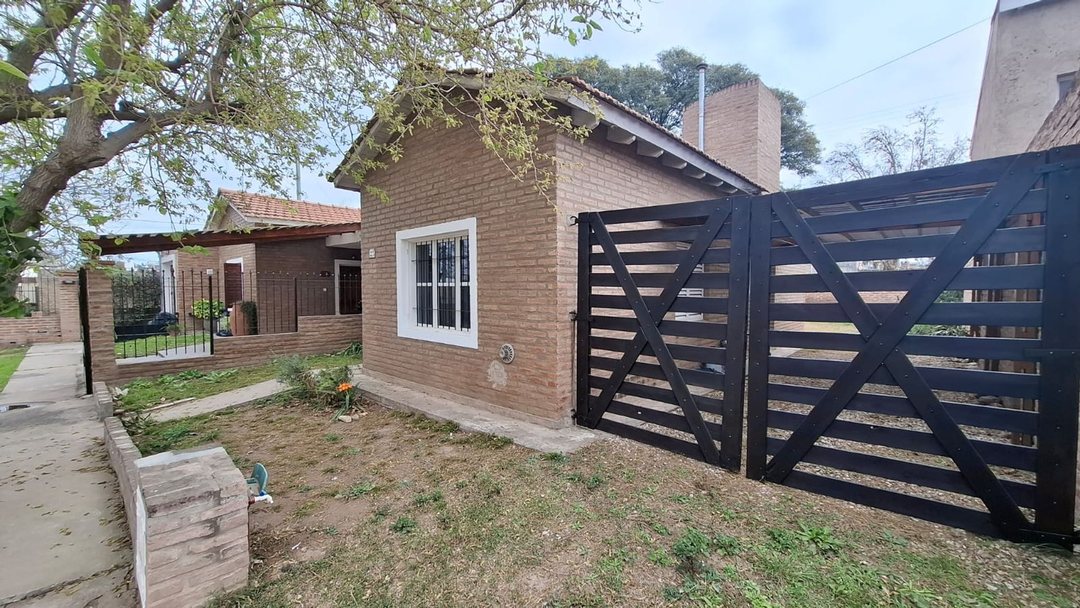 Alquiler casa 3 dormitorios Parque Don Bosco