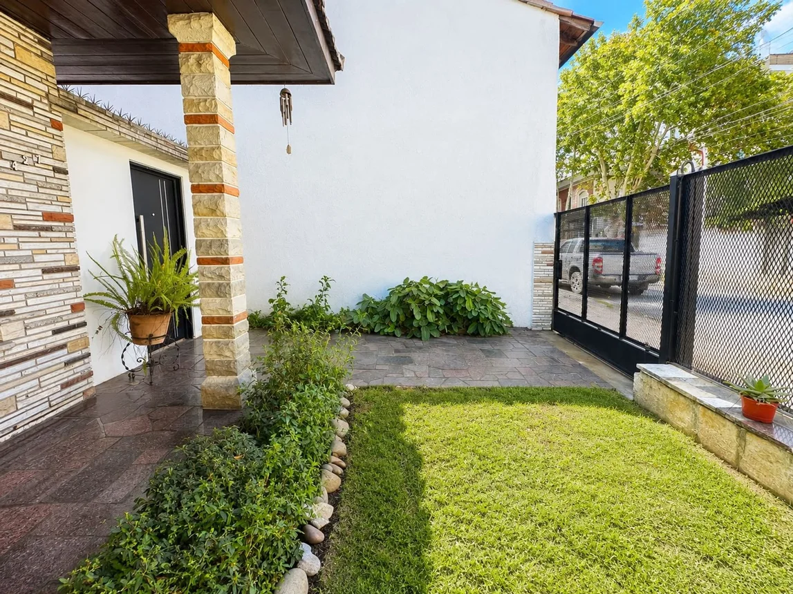 Casa en venta en Bernal Este, foto 4