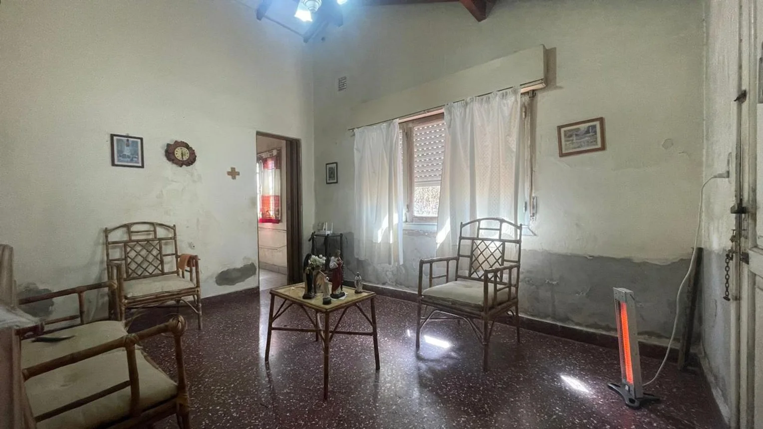 Casa de 5 ambientes en venta en Valentín Alsina, Coronel Murguiondo 1600, foto 3