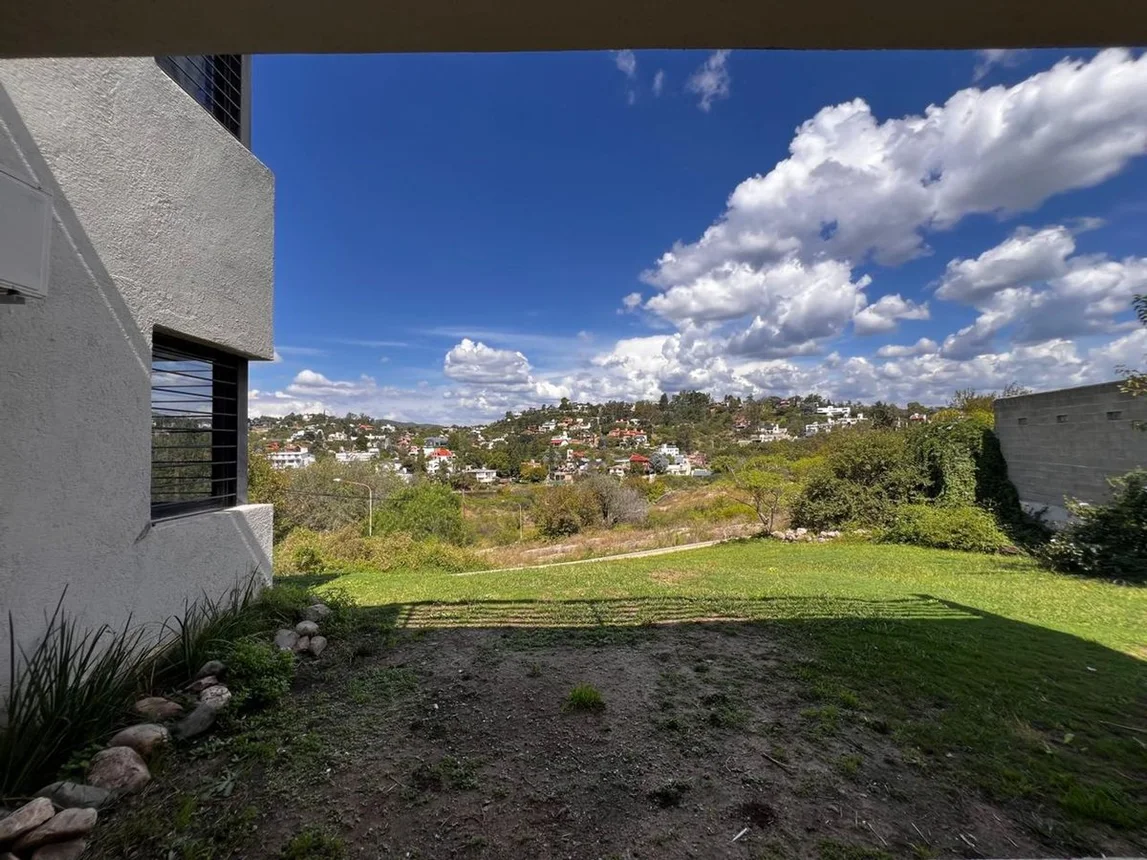 Casa dúplex de 5 ambientes en venta en Villa Carlos Paz, George Sand 0, foto 3
