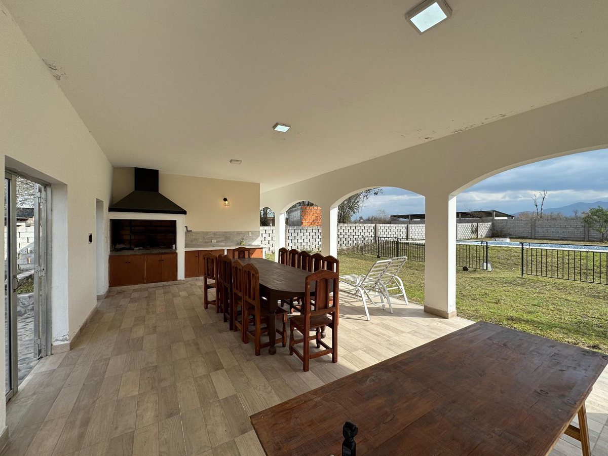 CASA 1 DORMITORIO CON QUINCHO Y PILETA LA SILLETA - foto 4