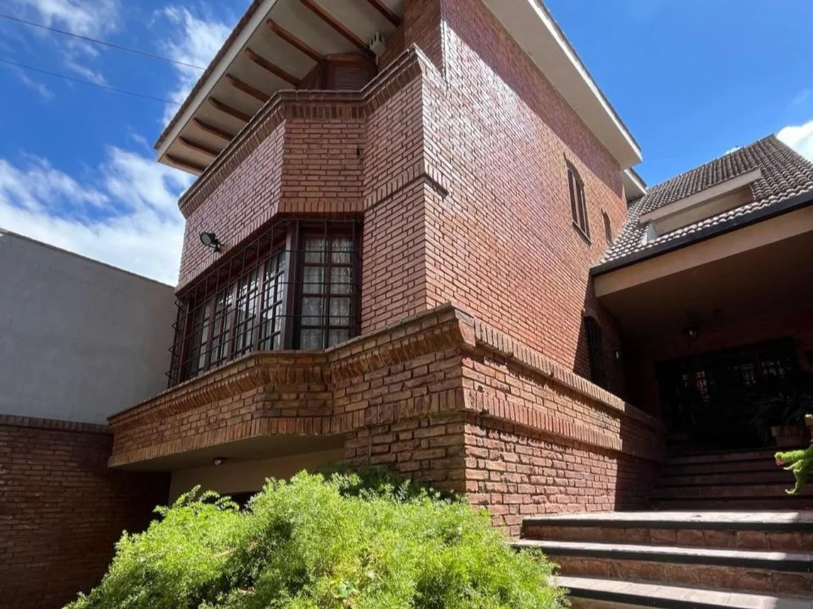 Casa en venta en Mendoza