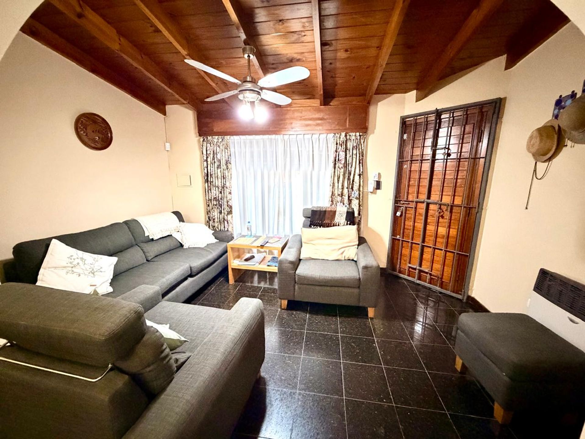 Foto 12 — VENTA CASA 4 AMBIENTES QUILMES OESTE.