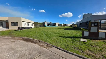 Venta Lote Barrio Privado Tierras del Mar 672m2 E1