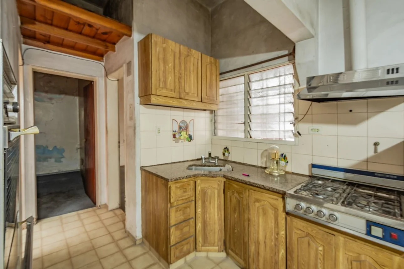 Venta PH tipo casa con local y garaje, foto 4