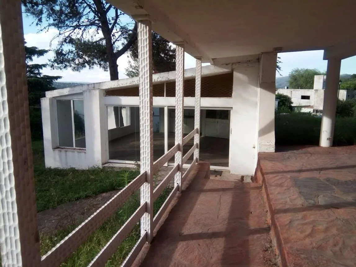 Casa de 6 ambientes en venta en Villa Carlos Paz, Ranqueles 100, foto 3