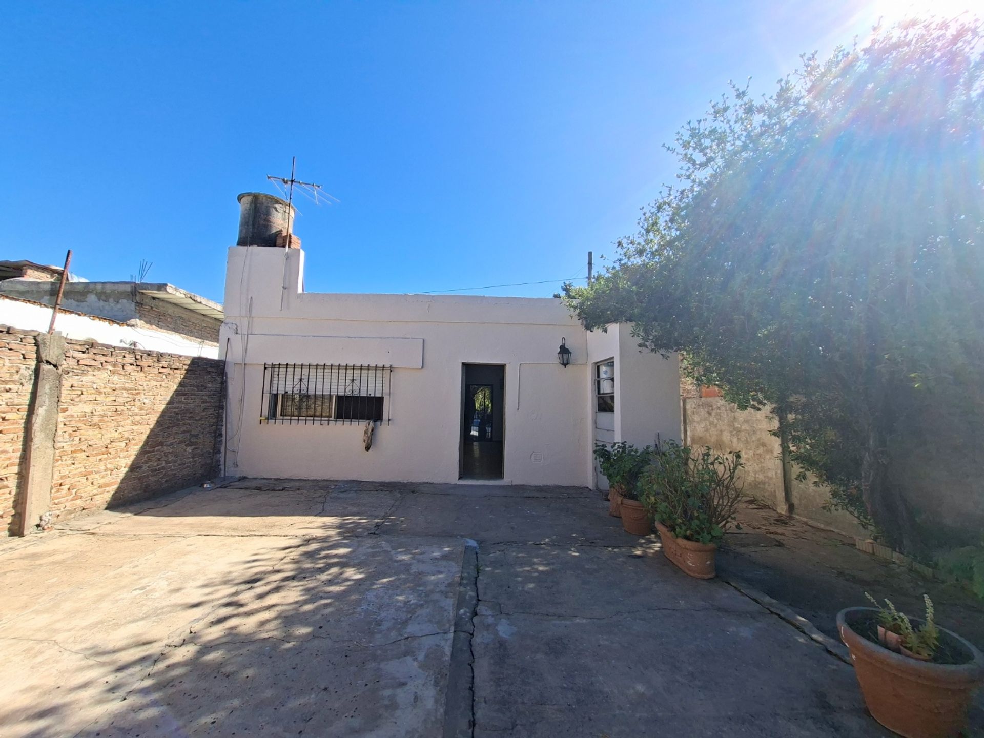 Foto 12 — VENTA CASA 3 AMB CON PARQUE, BERNAL ESTE.APTA CRED