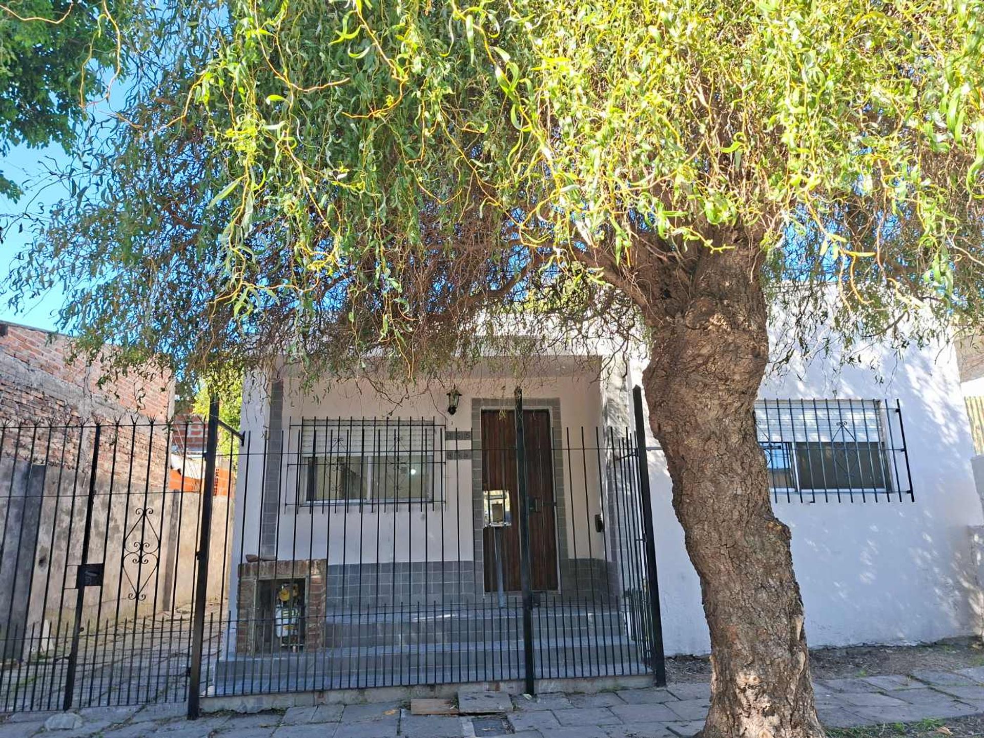 Foto 17 — VENTA CASA 3 AMB CON PARQUE, BERNAL ESTE.APTA CRED