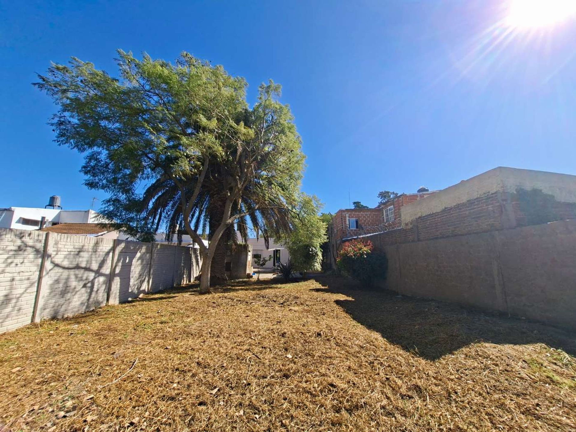 Foto 11 — VENTA CASA 3 AMB CON PARQUE, BERNAL ESTE.APTA CRED