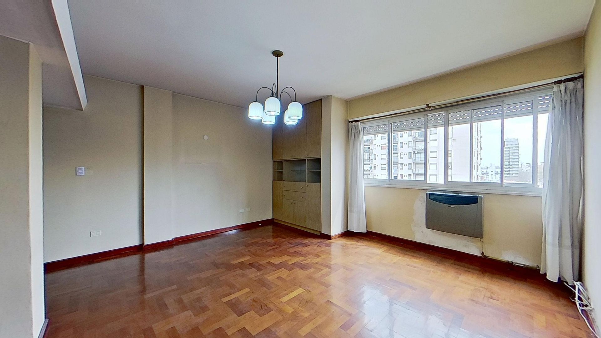 VENTA DPTO 3 AMB DEPEND FRENTE BALVANERA LUMINOSO