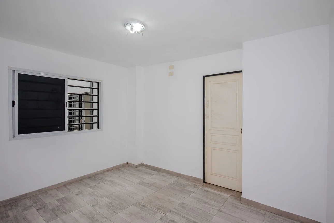 Casa de 3 ambientes en venta en Caseros, Puan 4400, foto 5