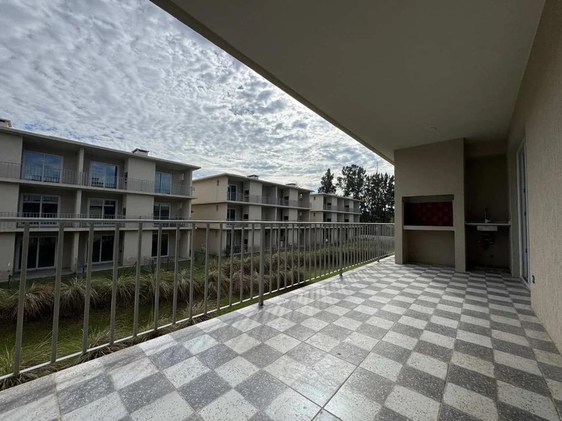 Departamento en venta en Pilar, foto 2