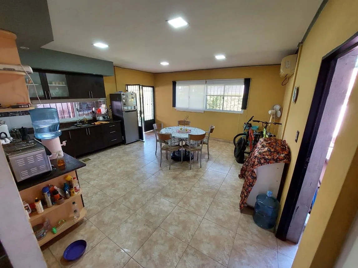 Casa dúplex de 5 ambientes en venta en Corrientes, Los Calchaquies 3000, foto 4