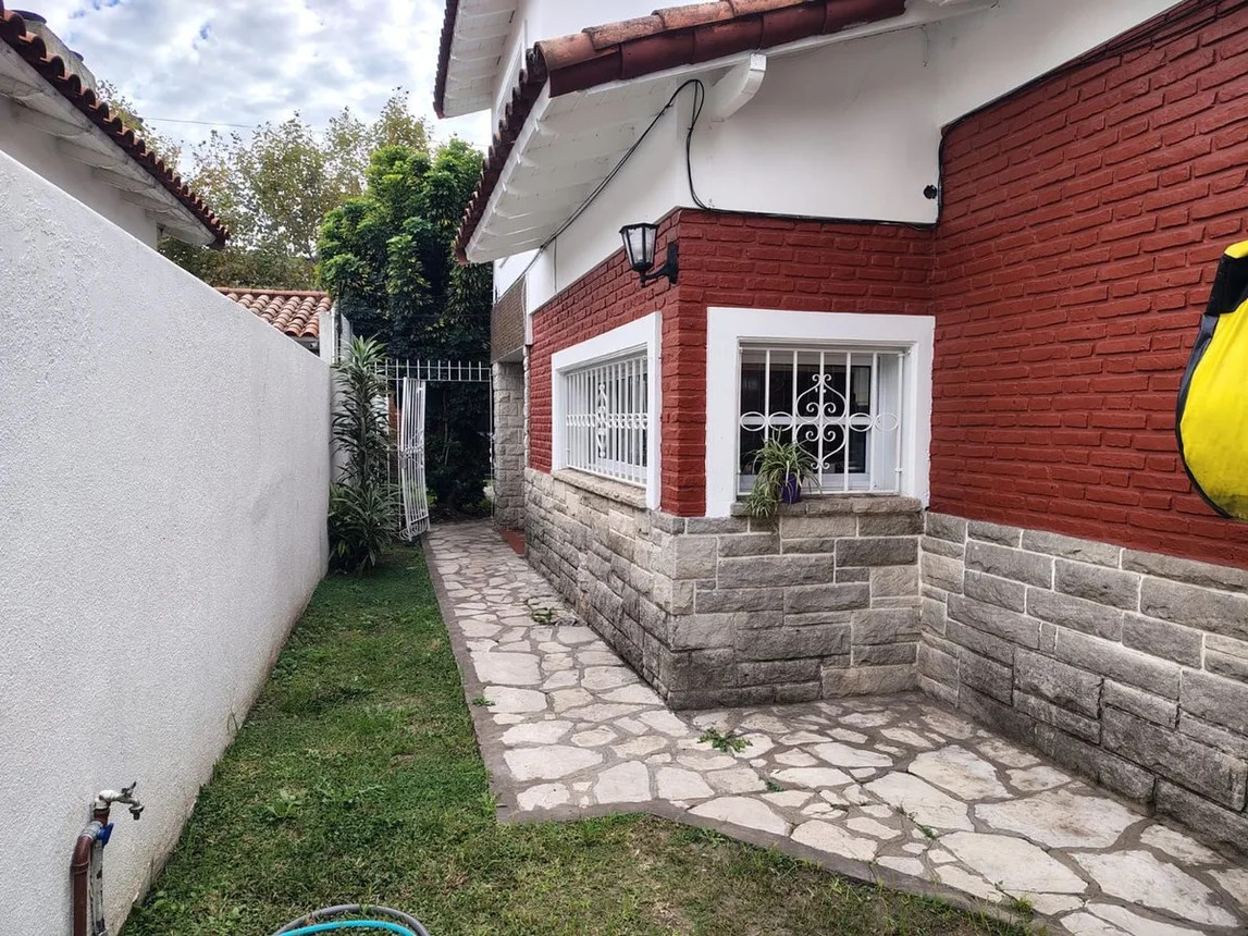 PH de 10 ambientes en venta en Ciudadela, Buenos Aires 3700, foto 2
