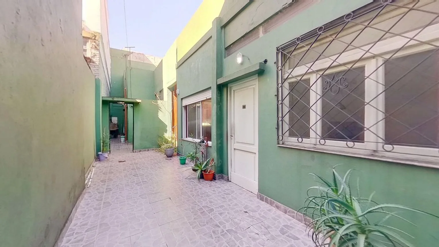 Casa en venta en Villa Raffo, foto 2