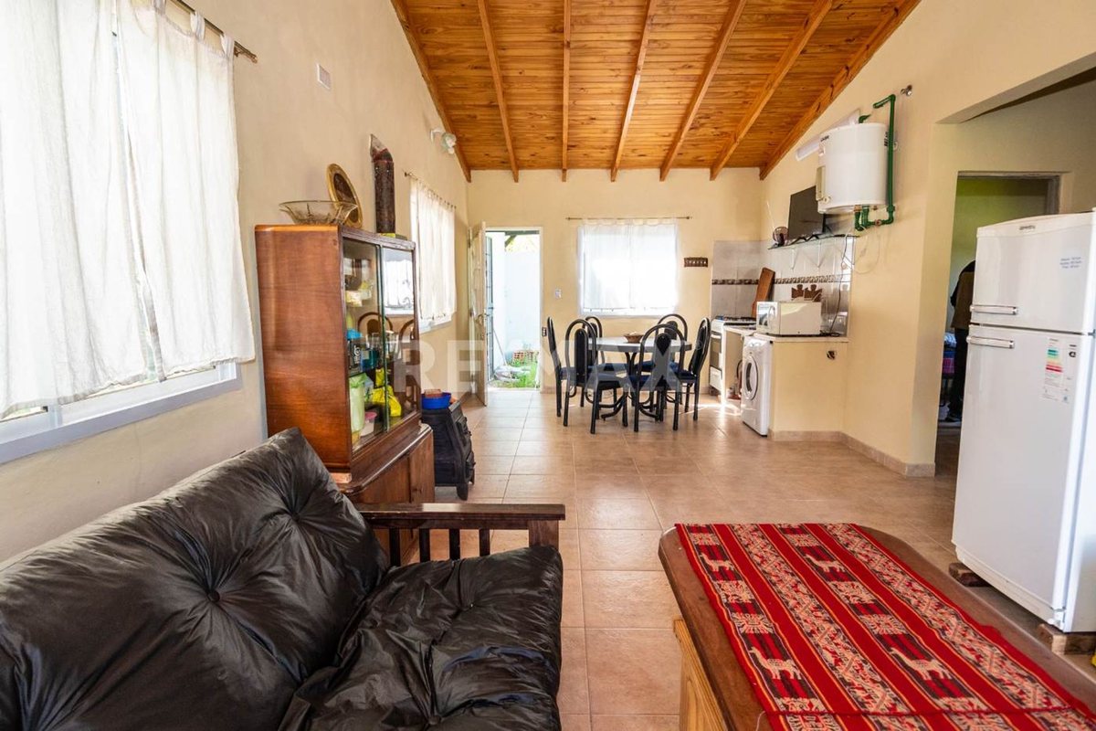 CASA VENTA O PERMUTA FINANCIA DIRECTO - foto 5