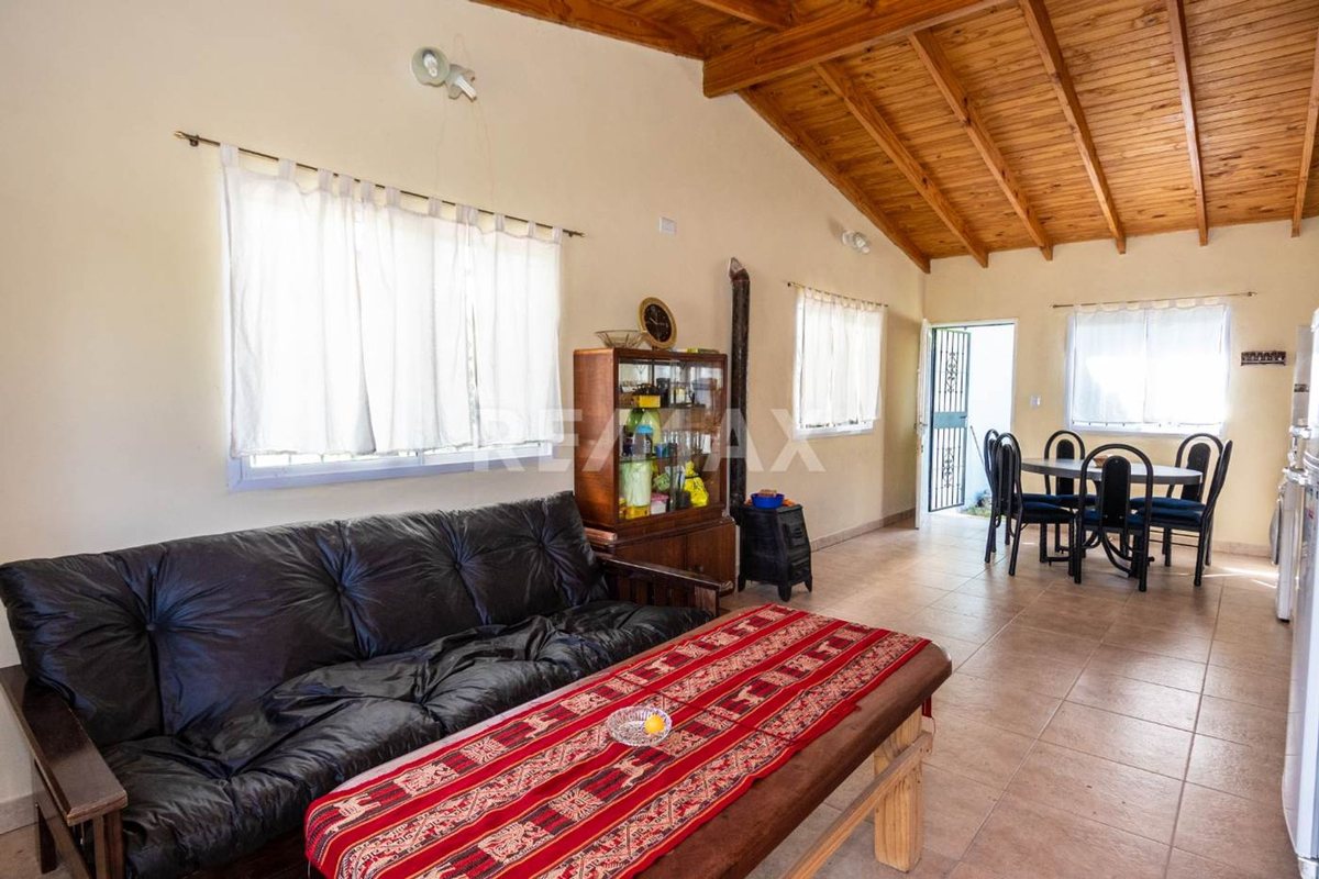 CASA VENTA O PERMUTA FINANCIA DIRECTO - foto 2