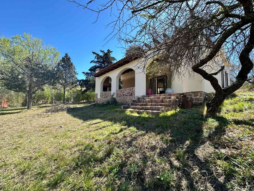 VENTA CASA ESTANCIA VIEJA GRAN LOTE CERCA DE RIO