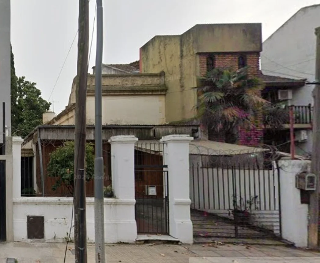Casa de 3 ambientes en venta en Villa Ballester, Calle 122 3000