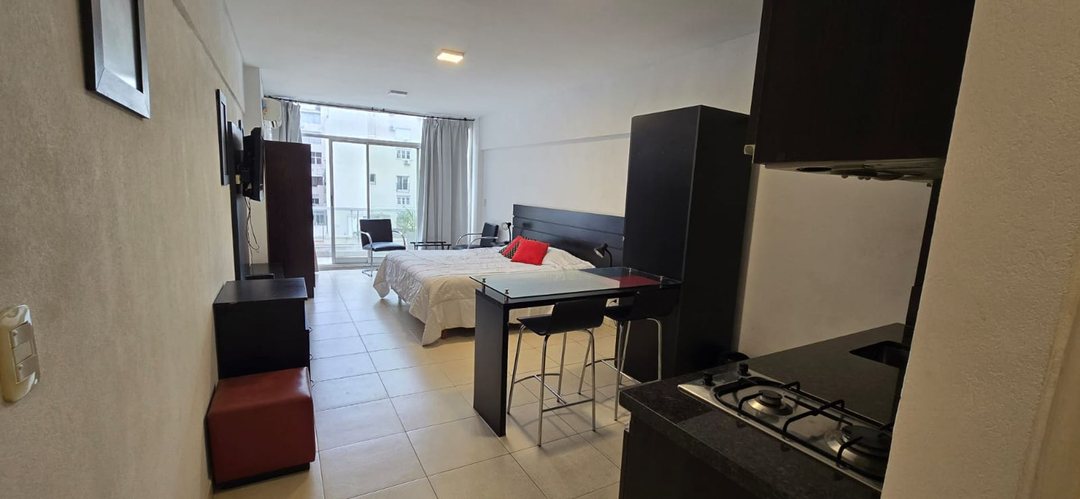 VENTA MONOAMBIENTE AMOBLADO RECOLETA