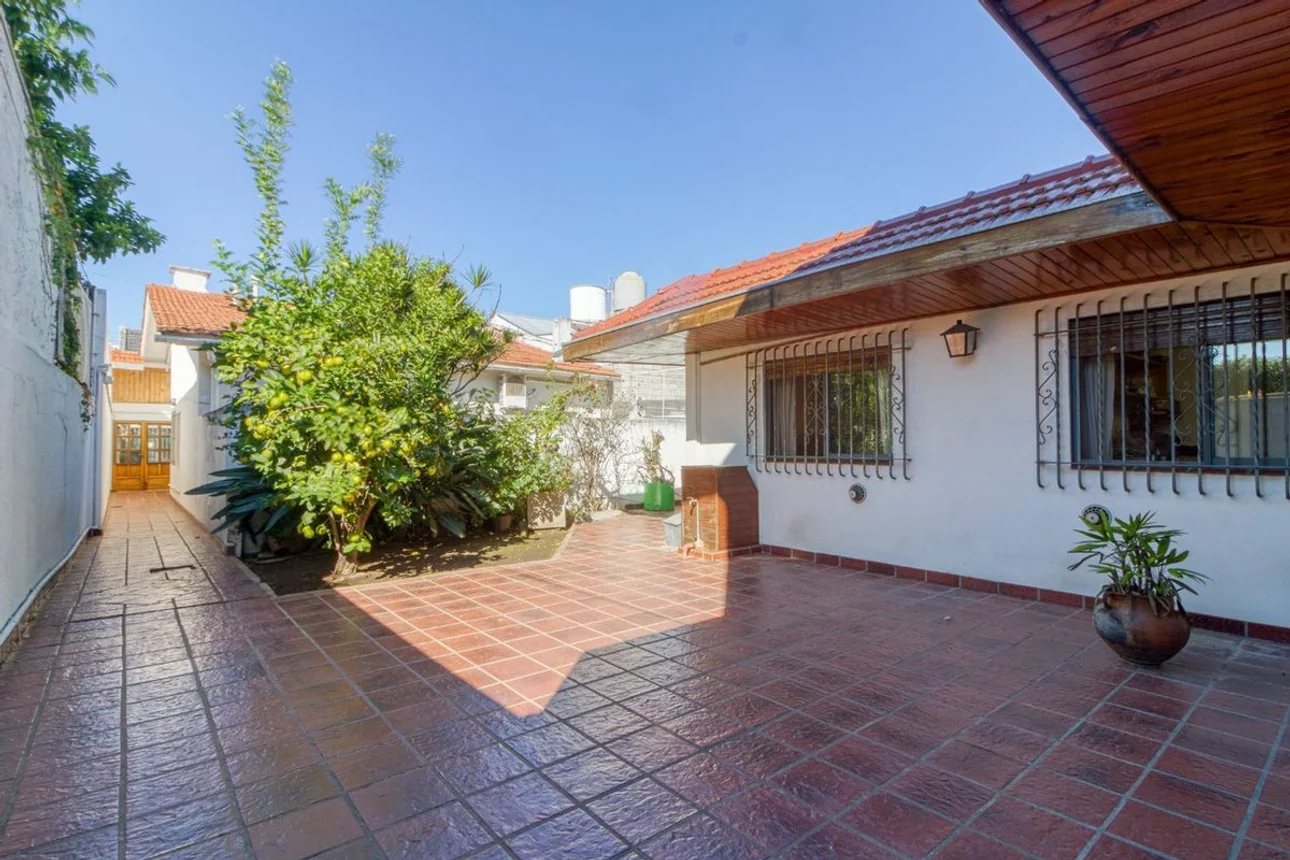 PH en venta en Turdera, Patricios 700