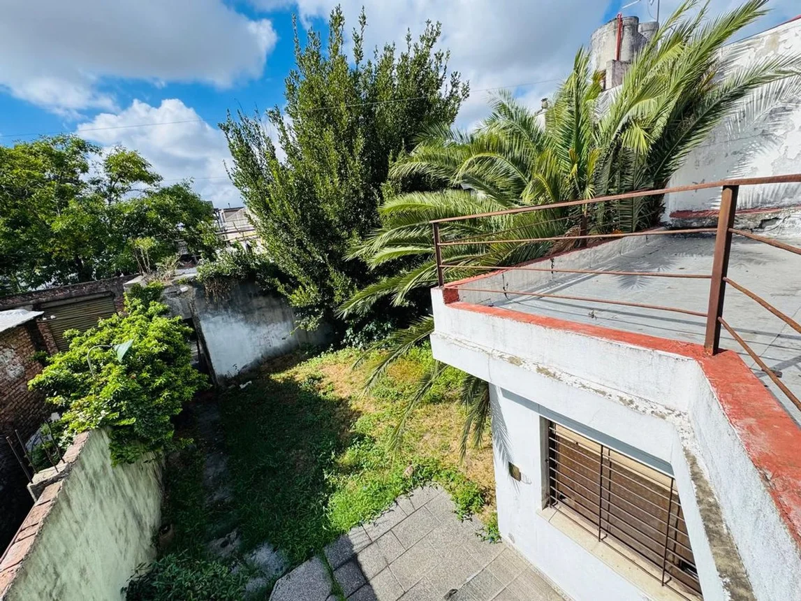 Casa de 5 ambientes en venta en Haedo, Doctor Osvaldo Magnasco 1100, foto 2
