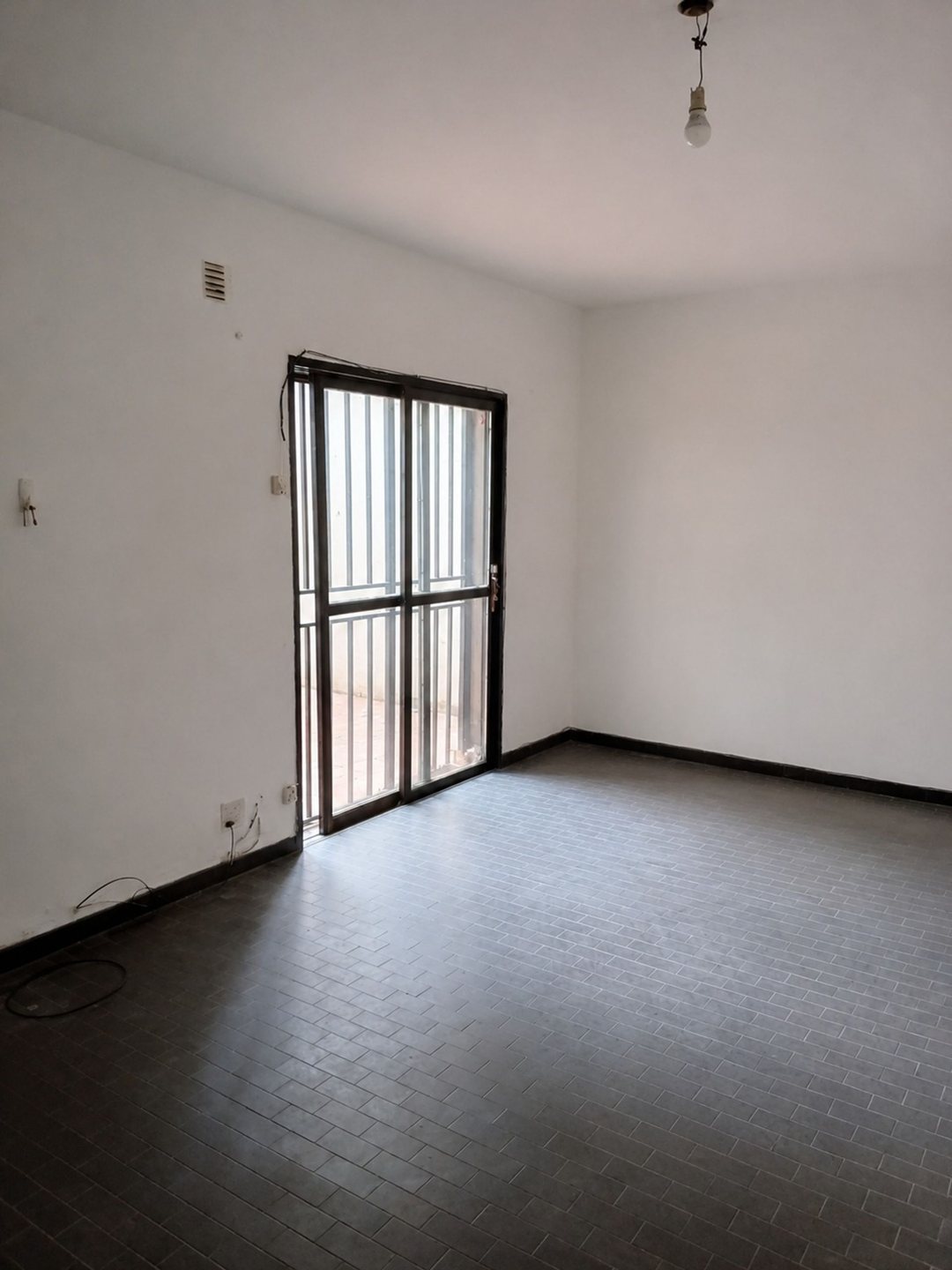 DEPARTAMENTO MONOAMBIENTE EN VENTA CON PATIO